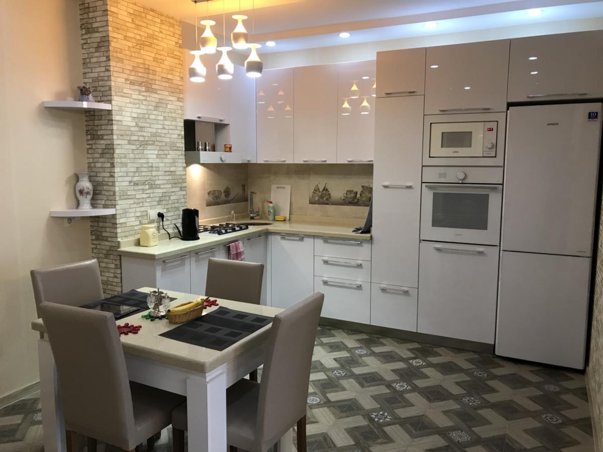 Apartment Lux With 3 Rooms Батумі Екстер'єр фото